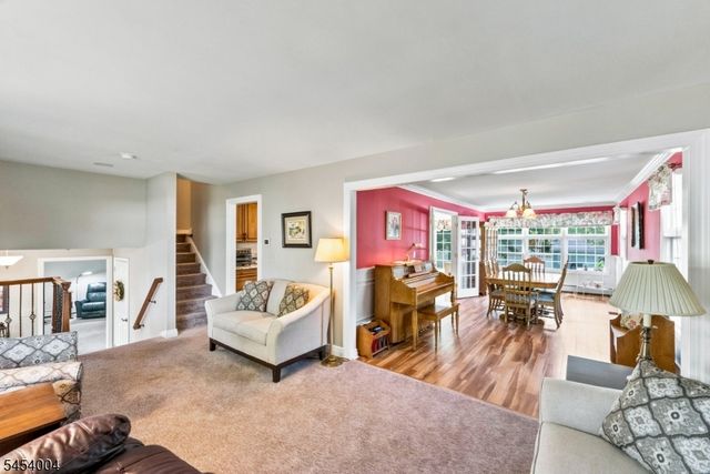 11 Mary Pl, Pequannock Twp., NJ 07440