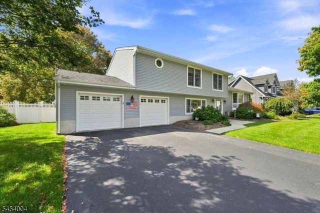 11 Mary Pl, Pequannock Twp., NJ 07440