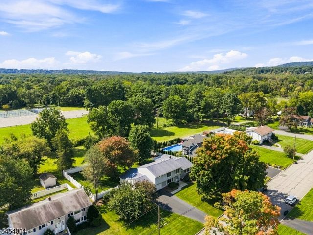 11 Mary Pl, Pequannock Twp., NJ 07440