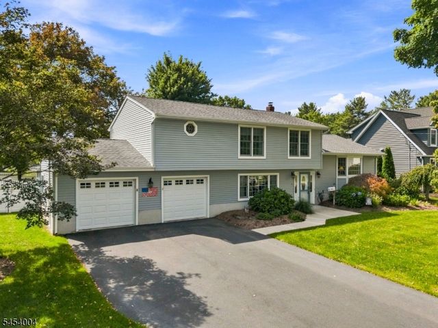 11 Mary Pl, Pequannock Twp., NJ 07440