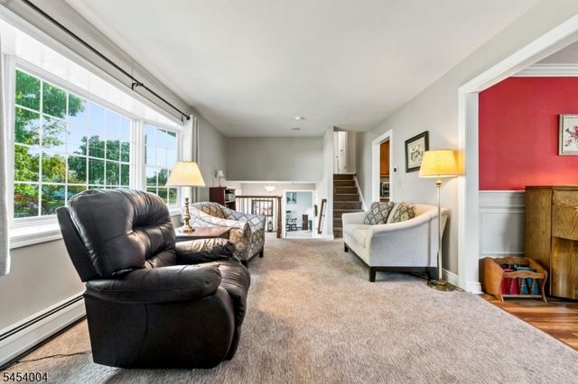 11 Mary Pl, Pequannock Twp., NJ 07440