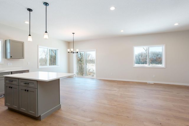 263 Eagle Ridge Drive, Roberts, WI 54023