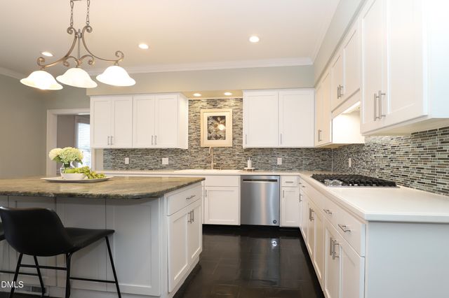 10 Country Club Drive, Siler City, NC 27344