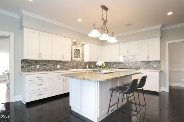 10 Country Club Drive, Siler City, NC 27344