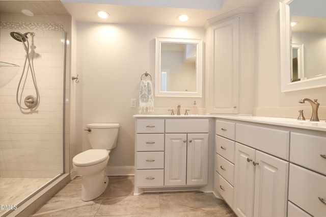 10 Country Club Drive, Siler City, NC 27344