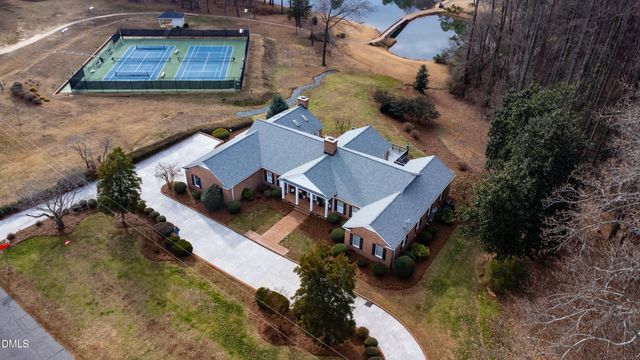 10 Country Club Drive, Siler City, NC 27344