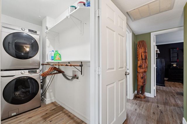 3535 Nasa Rd 1 Parkway 20, Seabrook, TX 77586