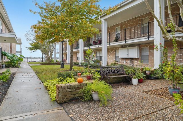 3535 Nasa Rd 1 Parkway 20, Seabrook, TX 77586