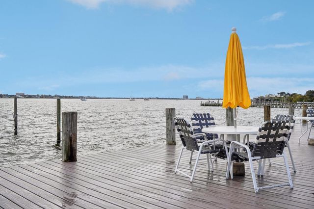 3535 Nasa Rd 1 Parkway 20, Seabrook, TX 77586