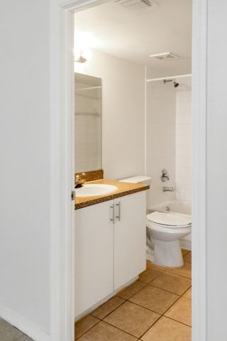 5065 Wiles Road 307, Coconut Creek, FL 33073