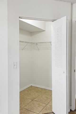 5065 Wiles Road 307, Coconut Creek, FL 33073