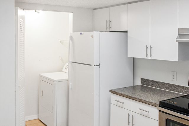 5065 Wiles Road 307, Coconut Creek, FL 33073