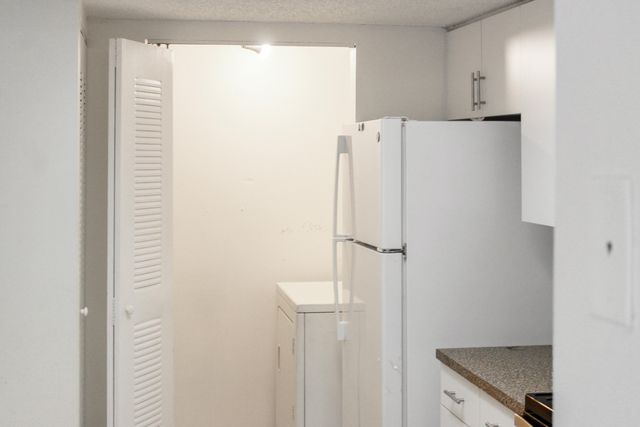 5065 Wiles Road 307, Coconut Creek, FL 33073