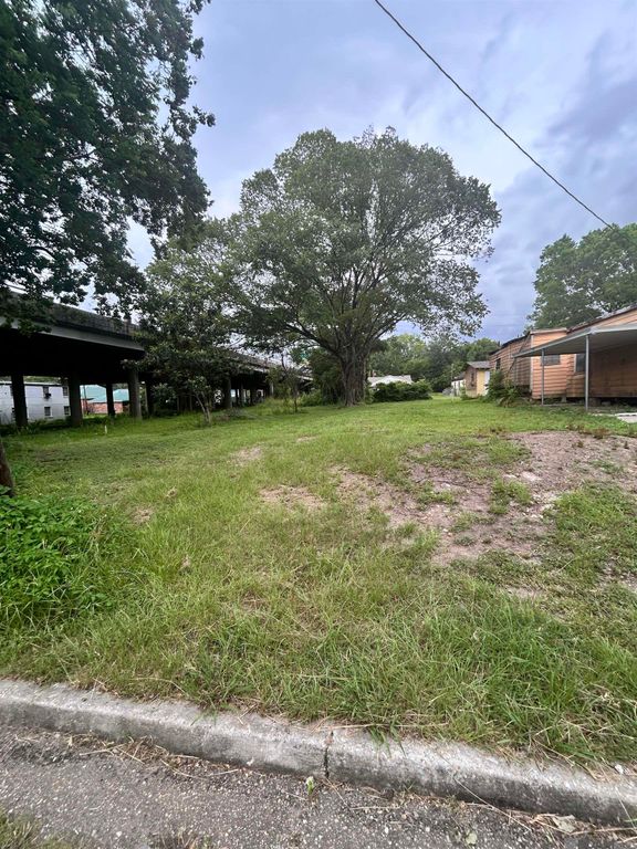 Lot 8 Napoleon St, Baton Rouge, LA 70802
