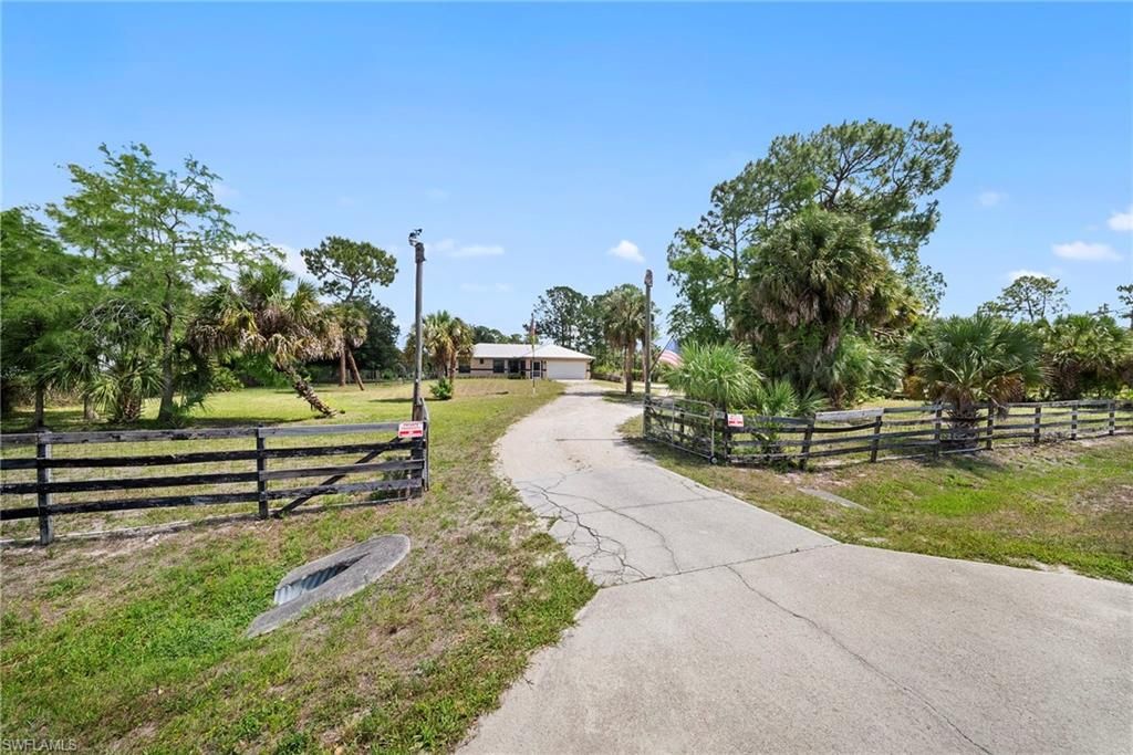 2795 12th AVE SE, NAPLES, FL 34117 — photo 4