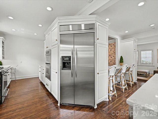 2001 Beverly Drive, Charlotte, NC 28207