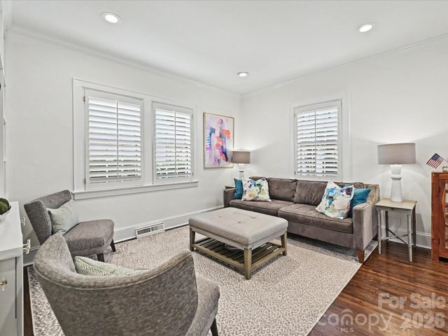 2001 Beverly Drive, Charlotte, NC 28207