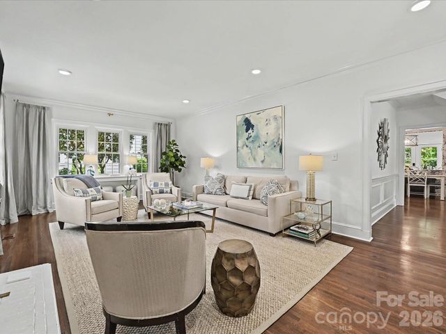 2001 Beverly Drive, Charlotte, NC 28207