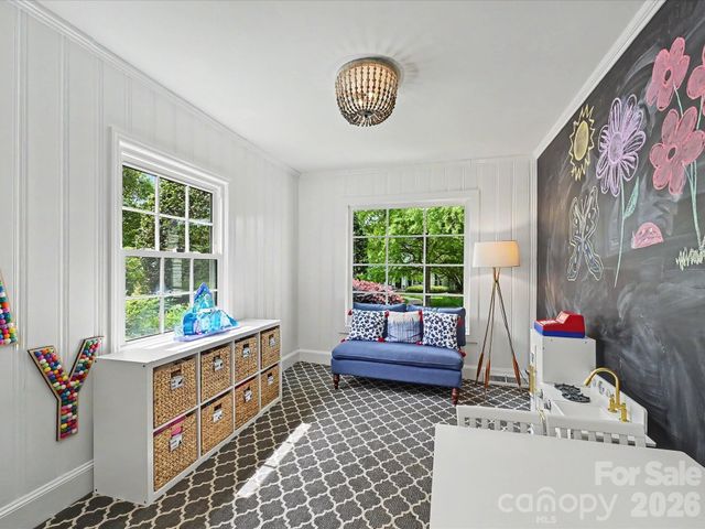 2001 Beverly Drive, Charlotte, NC 28207