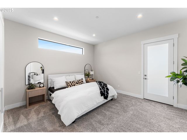 565 W U St, Washougal, WA 98671
