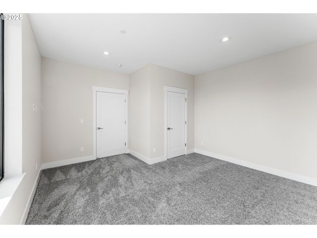 565 W U St, Washougal, WA 98671