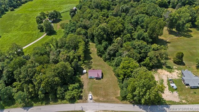 694 S Thompson Road, Lexington, IN 47138