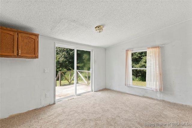 694 S Thompson Road, Lexington, IN 47138