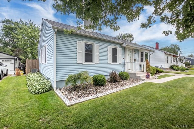 33 Westbourne Drive, Tonawanda, NY 14150