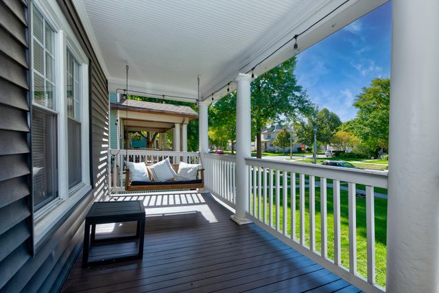 540 Lyman Avenue, Oak Park, IL 60304