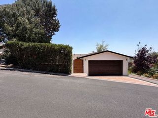 176 Waverly Drive, Alhambra, CA 91801