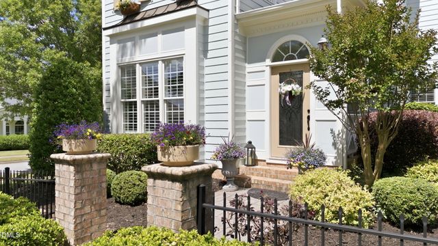 1612 Green Oaks Parkway, Holly Springs, NC 27540