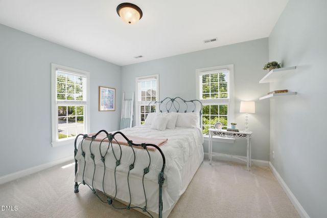 1612 Green Oaks Parkway, Holly Springs, NC 27540