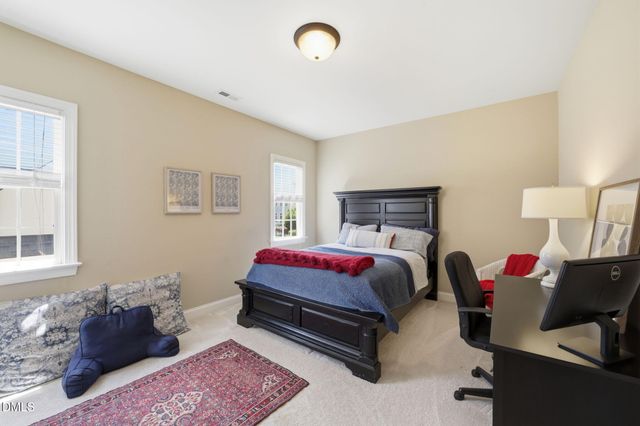 1612 Green Oaks Parkway, Holly Springs, NC 27540