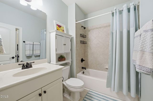1612 Green Oaks Parkway, Holly Springs, NC 27540