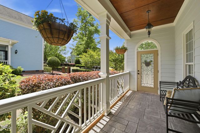 1612 Green Oaks Parkway, Holly Springs, NC 27540