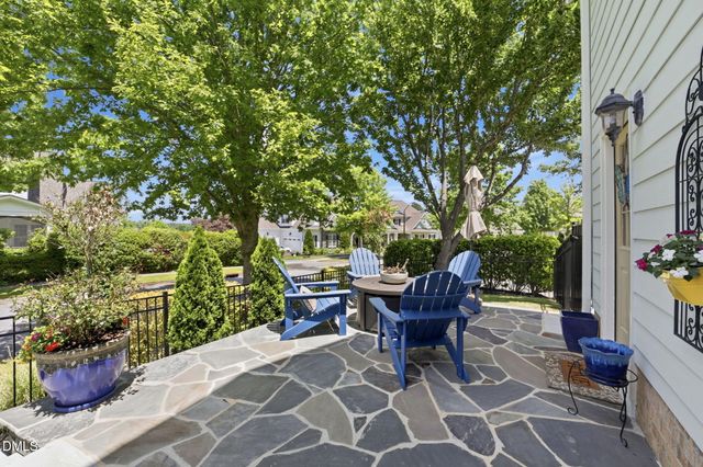 1612 Green Oaks Parkway, Holly Springs, NC 27540