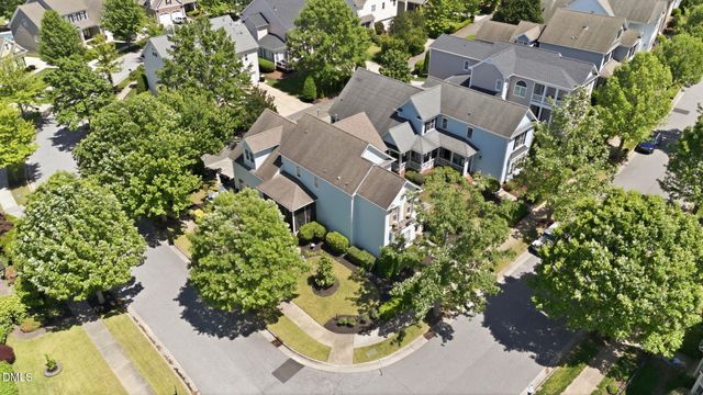1612 Green Oaks Parkway, Holly Springs, NC 27540