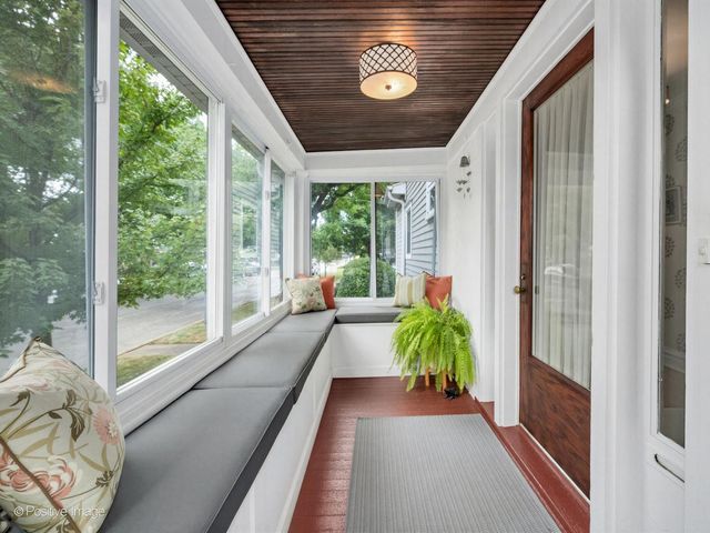 500 N Ashland Avenue, La Grange Park, IL 60526