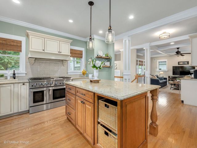 500 N Ashland Avenue, La Grange Park, IL 60526