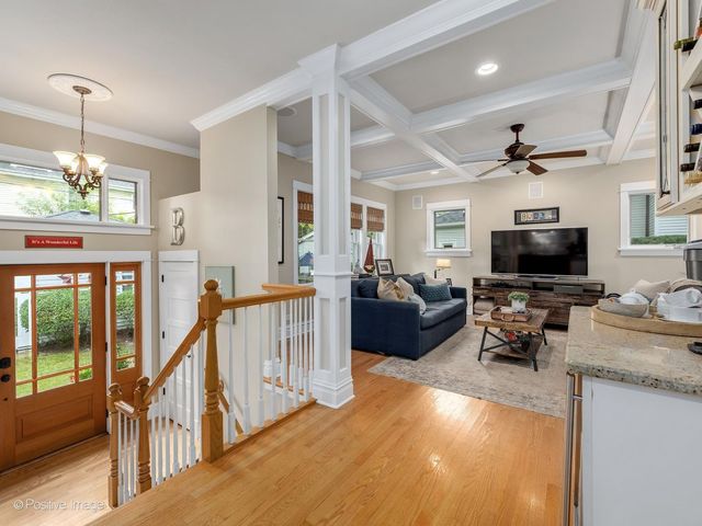 500 N Ashland Avenue, La Grange Park, IL 60526