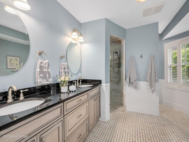500 N Ashland Avenue, La Grange Park, IL 60526