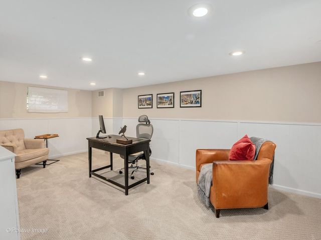 500 N Ashland Avenue, La Grange Park, IL 60526