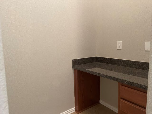 4603 Oakview Drive, Mansfield, TX 76063