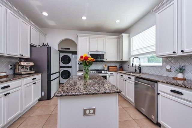 2525 CROSS MORE STREET, Valrico, FL 33594