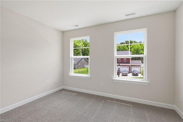 160 Long Cove DR, Suffolk, VA 23435