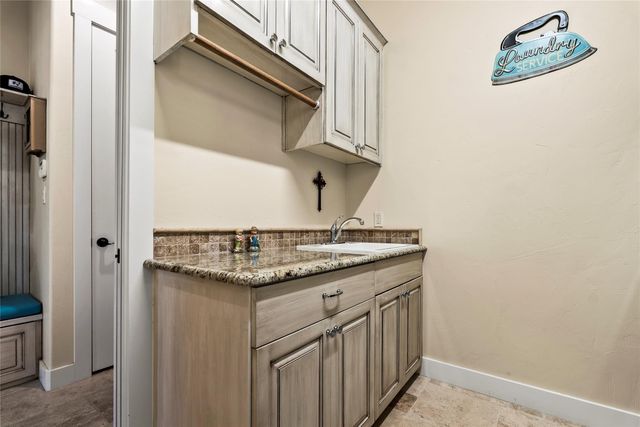 113 Taylor Creek WAY, Liberty Hill, TX 78642