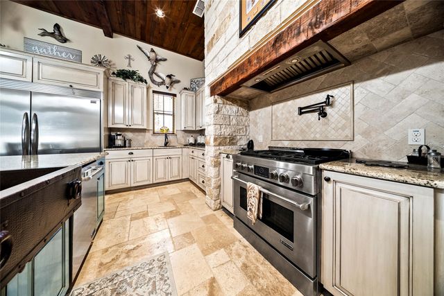 113 Taylor Creek WAY, Liberty Hill, TX 78642