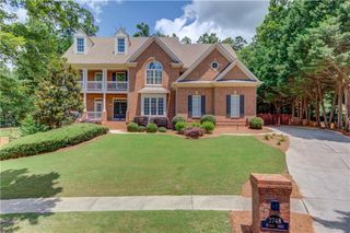 2748 Hidden Falls Drive, Buford, GA 30519