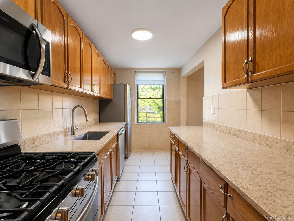 19-48 80th Street 1, Astoria, NY 11370
