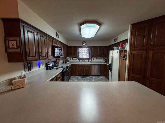 180 Pine Knot Road, Fairfield Bay, AR 72088